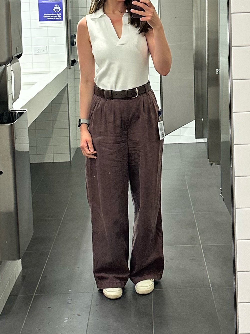 Madewell Brown, High-Waisted, Pleated Pants - Picture 3 of 4